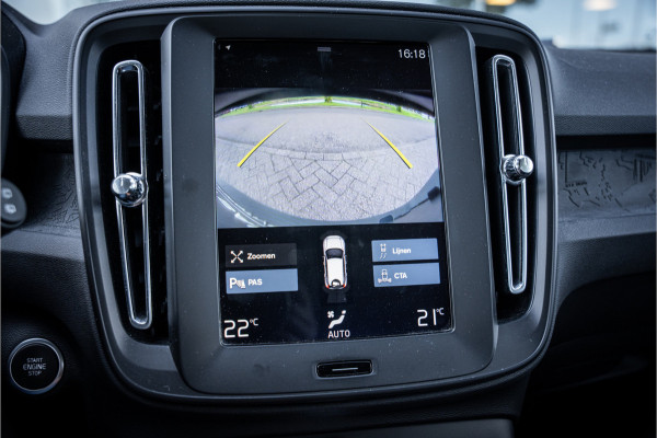 Volvo XC40 1.5 T3 ** Navigatie ** Carplay ** Camera ** Dealeronderhouden!! NAP!!