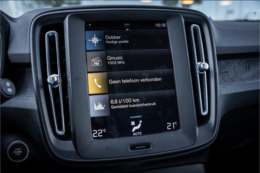 Volvo XC40 1.5 T3 ** Navigatie ** Carplay ** Camera ** Dealeronderhouden!! NAP!!