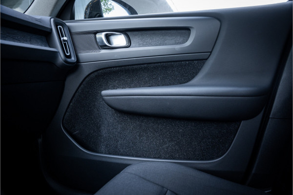 Volvo XC40 1.5 T3 ** Navigatie ** Carplay ** Camera ** Dealeronderhouden!! NAP!!