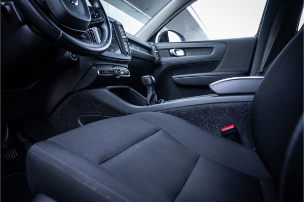 Volvo XC40 1.5 T3 ** Navigatie ** Carplay ** Camera ** Dealeronderhouden!! NAP!!