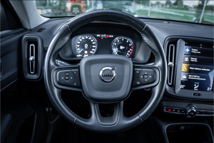 Volvo XC40 1.5 T3 ** Navigatie ** Carplay ** Camera ** Dealeronderhouden!! NAP!!