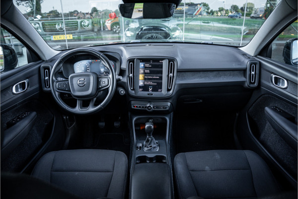 Volvo XC40 1.5 T3 ** Navigatie ** Carplay ** Camera ** Dealeronderhouden!! NAP!!
