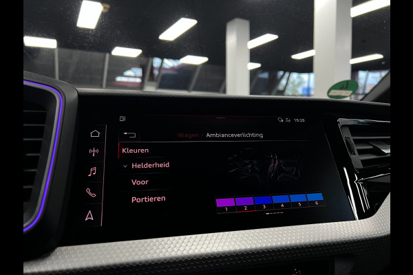 Audi A1 citycarver 30 TFSI S line | Sfeer | Leer | Keyless