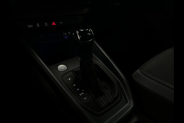 Audi A1 citycarver 30 TFSI S line | Sfeer | Leer | Keyless