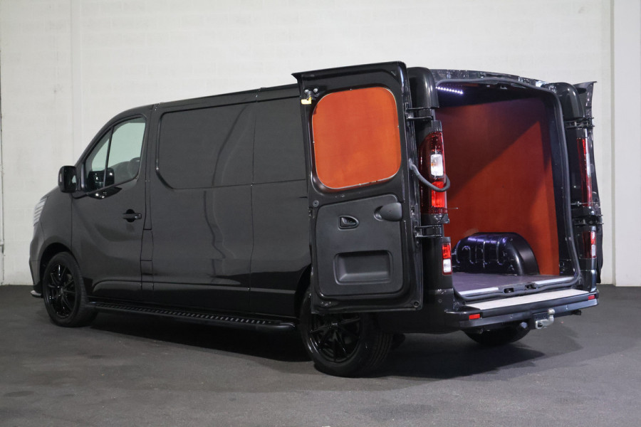 Renault Trafic 2.0 dCi 170pk L2 H1 Automaat Black Edition