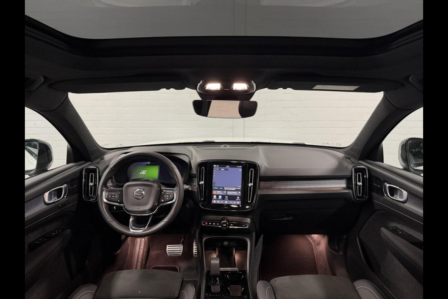 Volvo XC40 Recharge Twin Pro Trekhaak | Open dak | Adapt. cruise | 360 camera | Stuur-/stoelverwarming | Harman/Kardon | Carplay