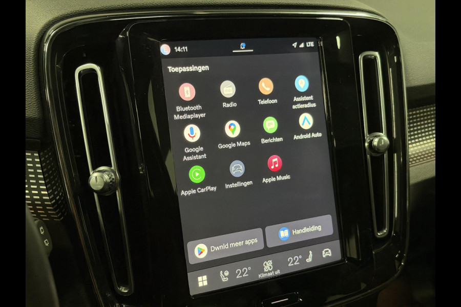 Volvo XC40 Recharge Twin Pro Trekhaak | Open dak | Adapt. cruise | 360 camera | Stuur-/stoelverwarming | Harman/Kardon | Carplay