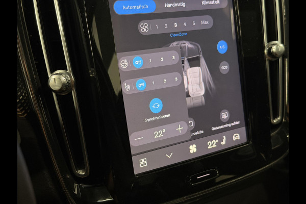 Volvo XC40 Recharge Twin Pro Trekhaak | Open dak | Adapt. cruise | 360 camera | Stuur-/stoelverwarming | Harman/Kardon | Carplay