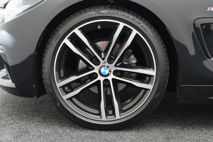BMW 4 Serie Gran Coupé 420i High Executive Leer, Panoramadak, Cruise, Verwarmd Stuurwiel, Bluetooth, Navigatie, LED, PDC, 19''