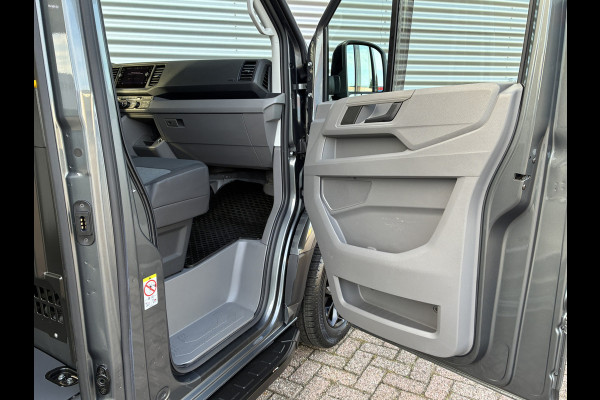 Volkswagen Crafter 177PK L3H2 • Indium Grey • Black Styling Package • FULL OPTION