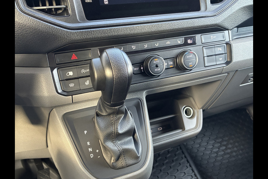 Volkswagen Crafter 177PK L3H2 • Indium Grey • Black Styling Package • FULL OPTION