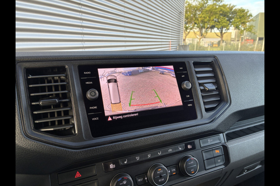Volkswagen Crafter 177PK L3H2 • Indium Grey • Black Styling Package • FULL OPTION
