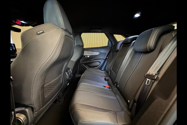 Peugeot 3008 1.2 PureTech 130PK Aut. GT Black Pakket | Navi | Camera | LED | Trekhaak | 19 inch | Incl. garantie