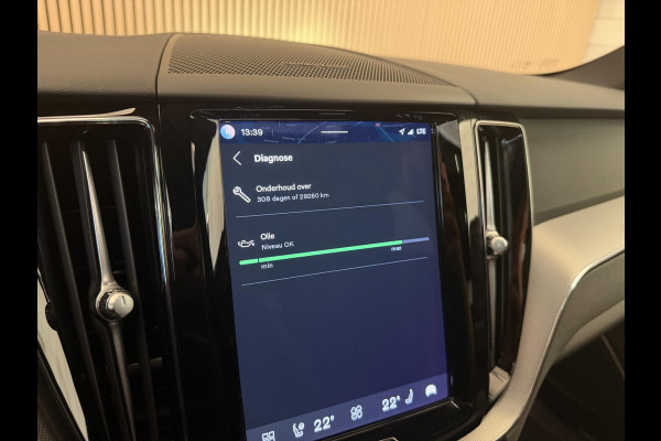 Volvo XC60 2.0 T6 Plug-in hybrid AWD Ultimate Dark | Panodak | Long Range | Navi | Camera | Incl. garantie