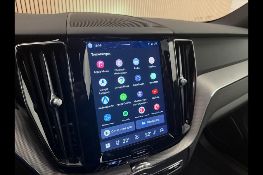 Volvo XC60 2.0 T6 Plug-in hybrid AWD Ultimate Dark | Panodak | Long Range | Navi | Camera | Incl. garantie