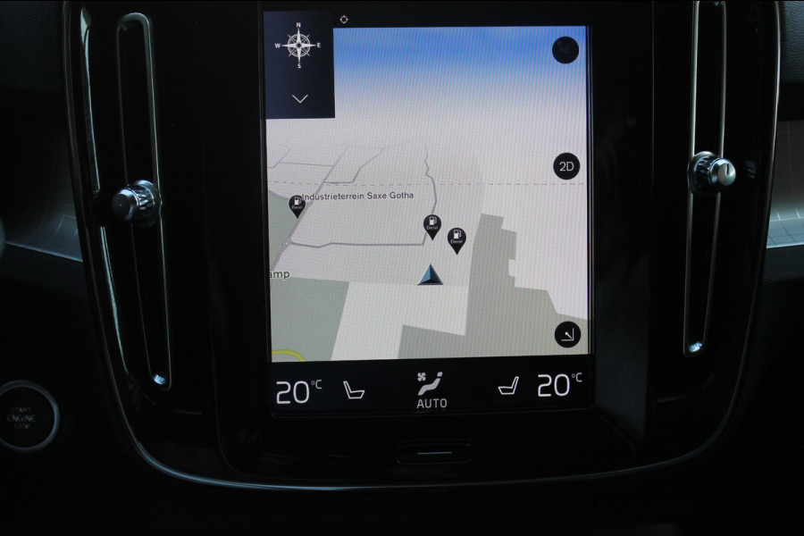 Volvo XC40 T4 190PK Automaat Momentum Pro Navigatie / Apple Carplay / Semi elektrisch wegklapbare trekhaak / Lederen bekleding