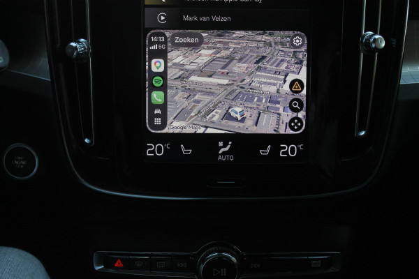 Volvo XC40 T4 190PK Automaat Momentum Pro Navigatie / Apple Carplay / Semi elektrisch wegklapbare trekhaak / Lederen bekleding