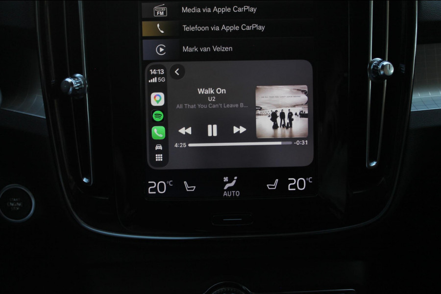 Volvo XC40 T4 190PK Automaat Momentum Pro Navigatie / Apple Carplay / Semi elektrisch wegklapbare trekhaak / Lederen bekleding