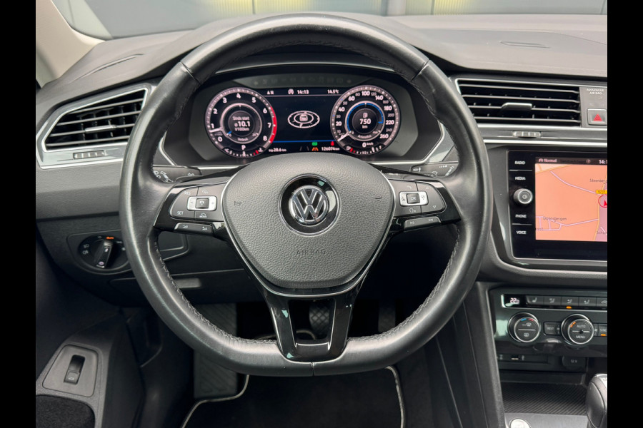 Volkswagen Tiguan 1.4 TSI Automaat R-Line * Led Plus * Parkeeramera * Stoelverwarming * Adaptieve Cruise Control *