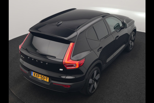 Volvo XC40 Recharge P8 AWD Twin Ultimate 408pk Dealer O.H | Trekhaak Af Fabriek | Adaptive Cruise | Camera | Warmtepomp | Alcantara Sportstoelen Verwarmd | Keyless | Apple Carplay | Pilot Assist | BLIS | Navigatie | Virtual | DAB | 20"L.M |