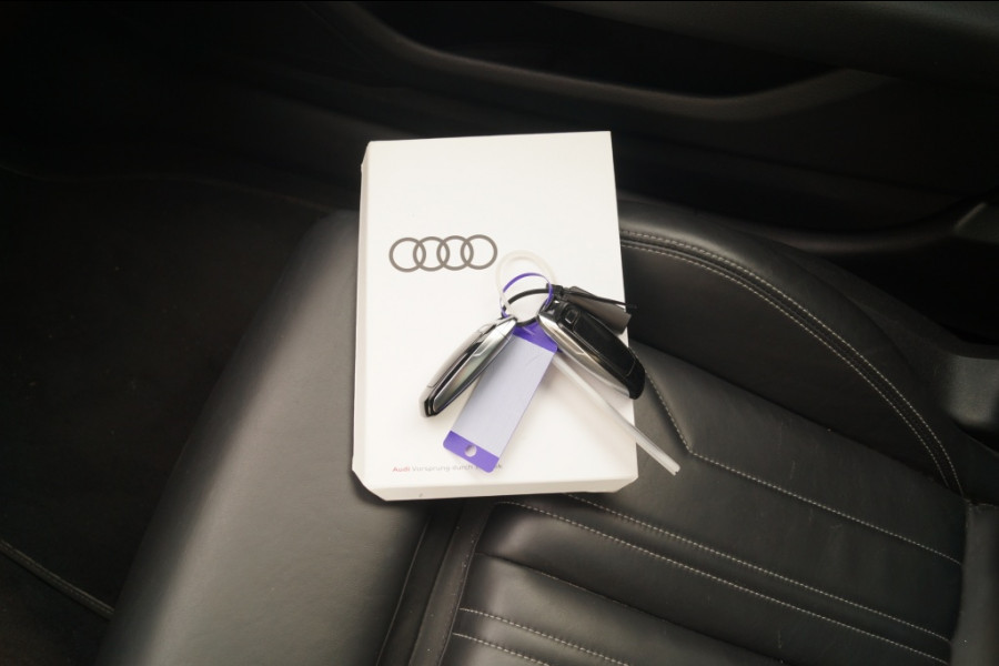 Audi A6 Avant 55 TFSI e PHEV Quattro Competition -LEER-PANO-HUD-