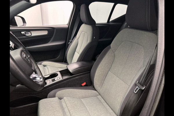Volvo XC40 1.5 T4 Plug-in hybrid | Apple/Carplay | Achteruitrijcamera | Navigatie | 1e Eigenaar