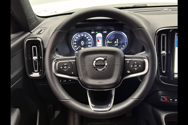 Volvo XC40 1.5 T4 Plug-in hybrid | Apple/Carplay | Achteruitrijcamera | Navigatie | 1e Eigenaar