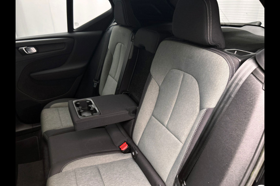 Volvo XC40 1.5 T4 Plug-in hybrid | Apple/Carplay | Achteruitrijcamera | Navigatie | 1e Eigenaar