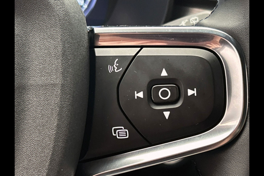 Volvo XC40 1.5 T4 Plug-in hybrid | Apple/Carplay | Achteruitrijcamera | Navigatie | 1e Eigenaar