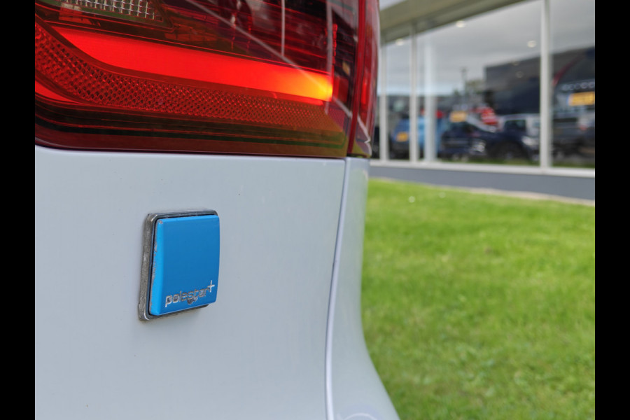 Volvo V90 T4 210PK Business Sport | BLIS | Polestar | HUD | PDC V+A | ACC | Carplay | H&K | Camera achter | Schuif/kantel dak |