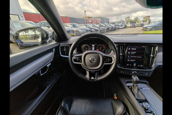 Volvo V90 T4 210PK Business Sport | BLIS | Polestar | HUD | PDC V+A | ACC | Carplay | H&K | Camera achter | Schuif/kantel dak |