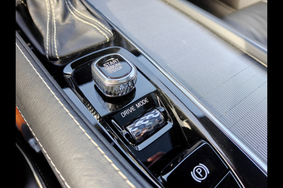 Volvo V90 T4 210PK Business Sport | BLIS | Polestar | HUD | PDC V+A | ACC | Carplay | H&K | Camera achter | Schuif/kantel dak |