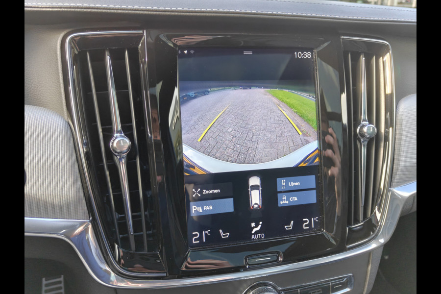 Volvo V90 T4 210PK Business Sport | BLIS | Polestar | HUD | PDC V+A | ACC | Carplay | H&K | Camera achter | Schuif/kantel dak |