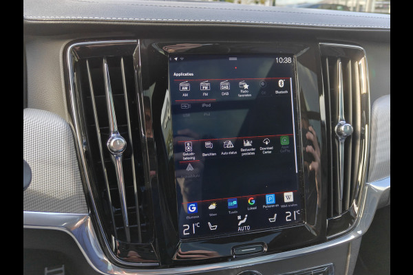 Volvo V90 T4 210PK Business Sport | BLIS | Polestar | HUD | PDC V+A | ACC | Carplay | H&K | Camera achter | Schuif/kantel dak |