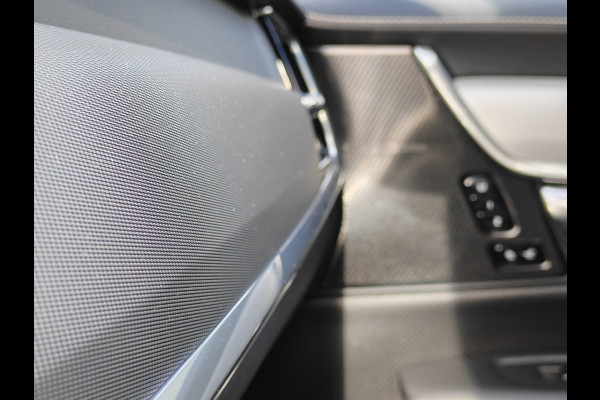 Volvo V90 T4 210PK Business Sport | BLIS | Polestar | HUD | PDC V+A | ACC | Carplay | H&K | Camera achter | Schuif/kantel dak |