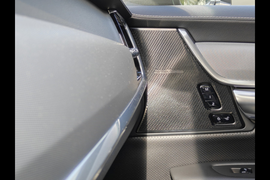 Volvo V90 T4 210PK Business Sport | BLIS | Polestar | HUD | PDC V+A | ACC | Carplay | H&K | Camera achter | Schuif/kantel dak |