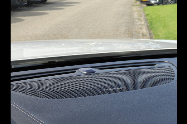 Volvo V90 T4 210PK Business Sport | BLIS | Polestar | HUD | PDC V+A | ACC | Carplay | H&K | Camera achter | Schuif/kantel dak |