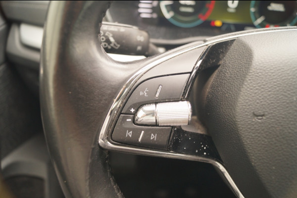 Škoda Octavia Combi 1.0 TSI 110pk Business Edition -NAVI-ECC-TREKHAAK-