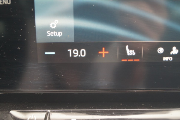 Škoda Octavia Combi 1.0 TSI 110pk Business Edition -NAVI-ECC-TREKHAAK-
