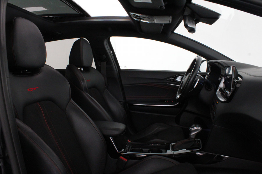 Kia ProCeed 1.6 T-GDi GT Pano.schuif/trekhaak/Camera/GT-Line/Apple Carplay...