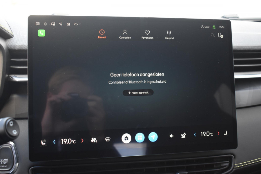 Lynk & Co 01 276PK Automaat More / Adaptive cruise control / Leren bekleding / Elektrisch verstelbare stoelen / Schuif- kanteldak / Stoel- en stuurverwarming / Parkeersensoren V+A / 360 Graden Camera / Elektrische achterklep / 20" lichtmetalen velgen