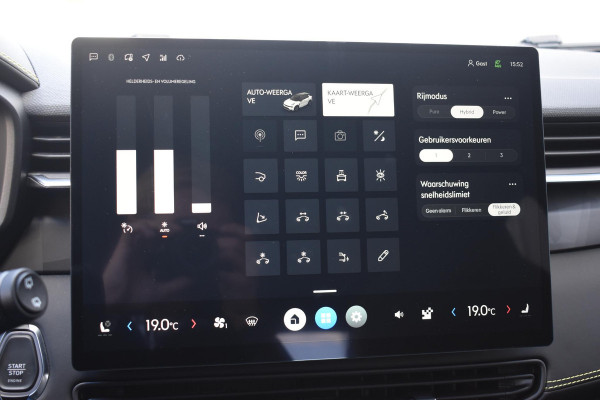 Lynk & Co 01 276PK Automaat More / Adaptive cruise control / Leren bekleding / Elektrisch verstelbare stoelen / Schuif- kanteldak / Stoel- en stuurverwarming / Parkeersensoren V+A / 360 Graden Camera / Elektrische achterklep / 20" lichtmetalen velgen
