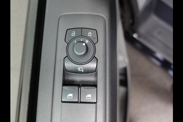 Ford Transit Custom 300 2.0 TDCI L2H1 Trend NM Automaat Airco Navigatie Cruise Control Parkeersensoren Camera