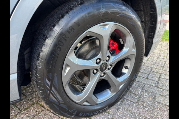 Ford Kuga 2.5 PHEV ST-Line X 243pk | Adaptieve Cruise | Winterpack | AGR Stoelen | Elektrische Achterklep | Rode Remklauwen | B&O Audio