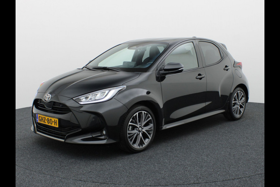 Toyota Yaris 1.5 Hybrid 130 Executive | BSM | Parkeersensoren V&A | Stoel & Stuur verw. | Prijs Rijklaar!!