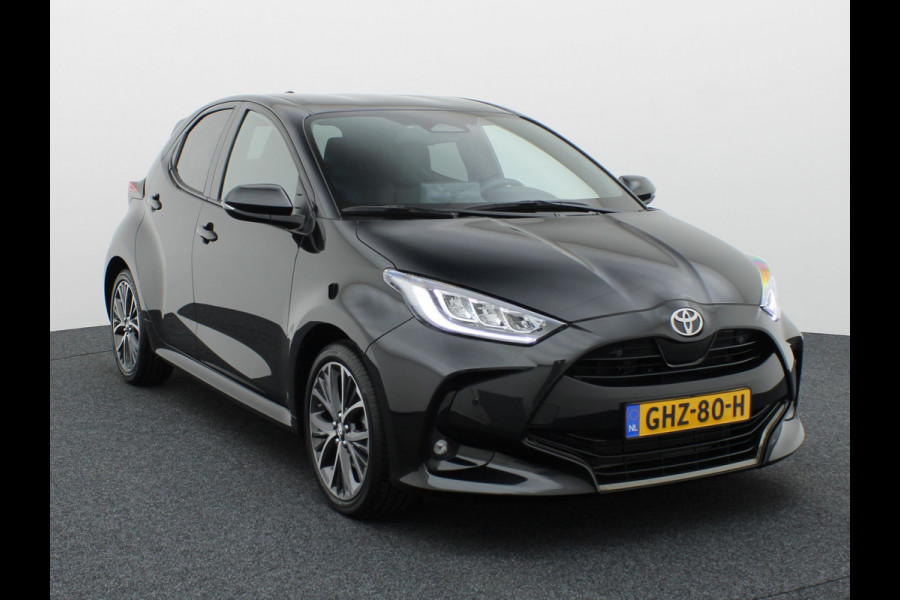 Toyota Yaris 1.5 Hybrid 130 Executive | BSM | Parkeersensoren V&A | Stoel & Stuur verw. | Prijs Rijklaar!!