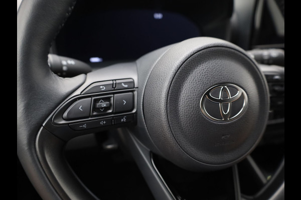 Toyota Yaris 1.5 Hybrid 130 Executive | BSM | Parkeersensoren V&A | Stoel & Stuur verw. | Prijs Rijklaar!!