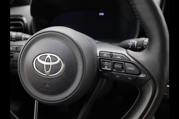 Toyota Yaris 1.5 Hybrid 130 Executive | BSM | Parkeersensoren V&A | Stoel & Stuur verw. | Prijs Rijklaar!!