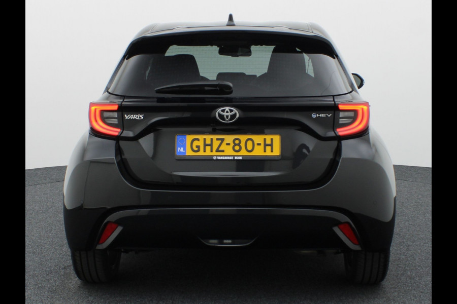 Toyota Yaris 1.5 Hybrid 130 Executive | BSM | Parkeersensoren V&A | Stoel & Stuur verw. | Prijs Rijklaar!!