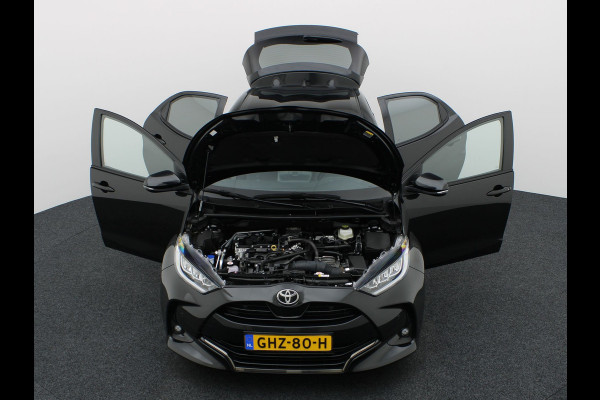 Toyota Yaris 1.5 Hybrid 130 Executive | BSM | Parkeersensoren V&A | Stoel & Stuur verw. | Prijs Rijklaar!!